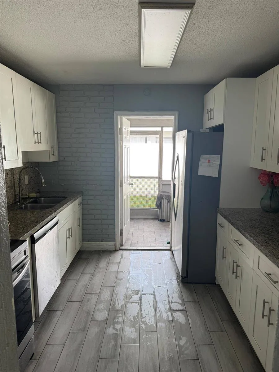 1051 SW 32nd Court #2 Fort Lauderdale, FL 33315