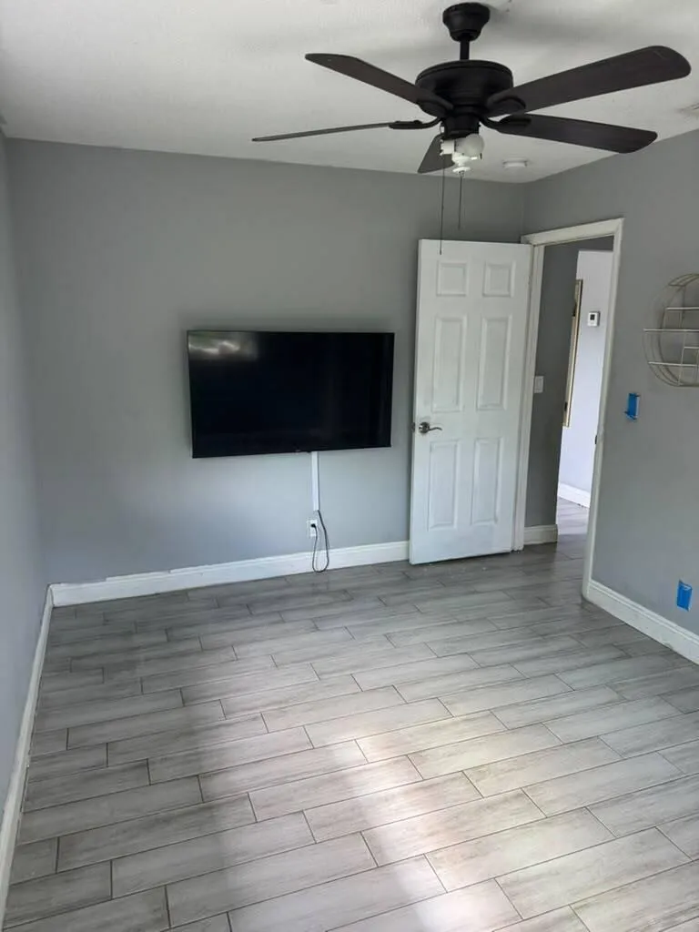 1051 SW 32nd Court #2 Fort Lauderdale, FL 33315