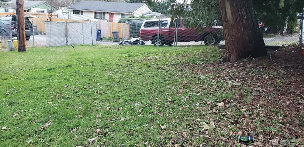 335 XX 18th Avenue S Federal Way, WA 98003