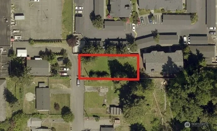 335 XX 18th Avenue S Federal Way, WA 98003