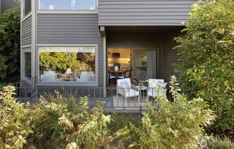 2616 4th Avenue #402