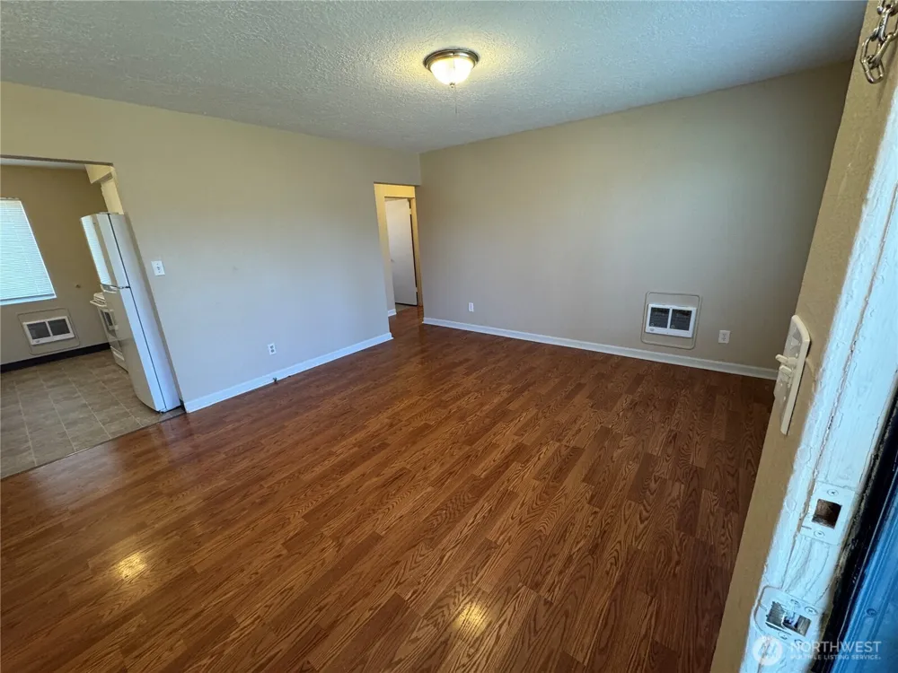 352 28th Avenue Longview, WA 98632