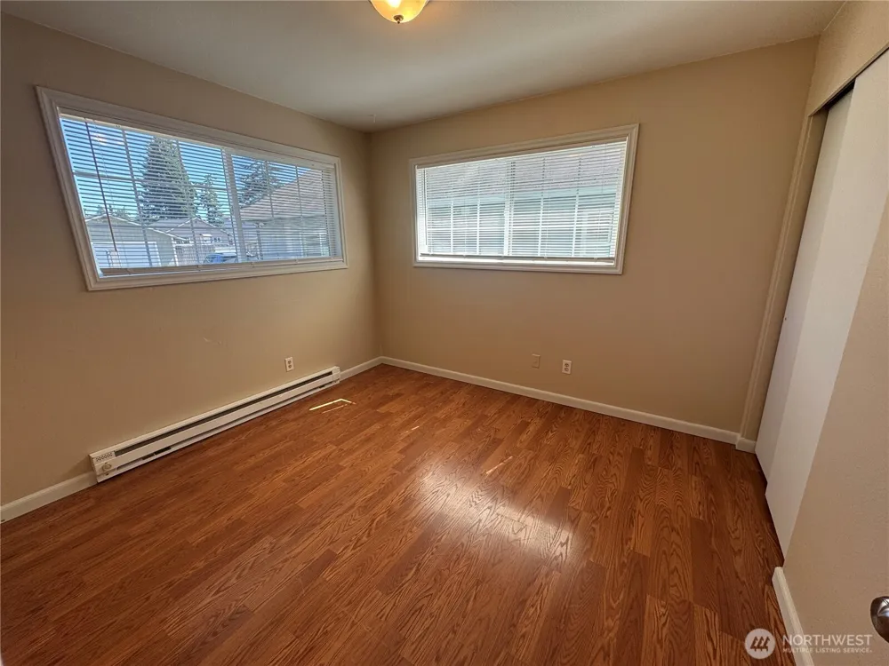 352 28th Avenue Longview, WA 98632