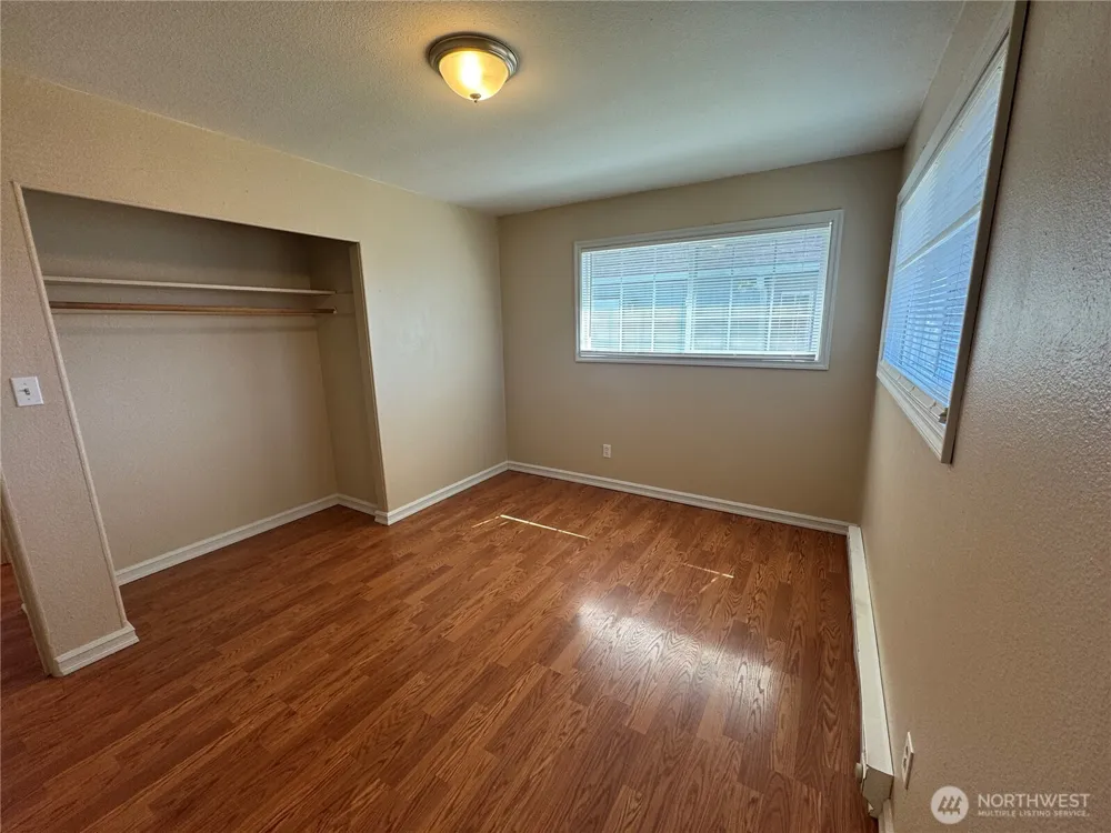 352 28th Avenue Longview, WA 98632
