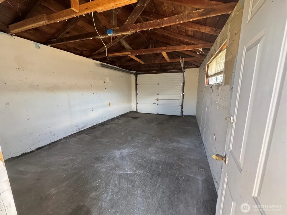 352 28th Avenue Longview, WA 98632