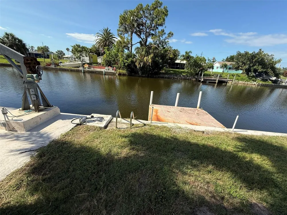 165 DARTMOUTH DRIVE NW Port Charlotte, FL 33952