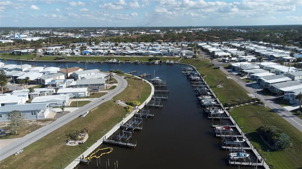 649 GREEN CIRCLE Venice, FL 34285