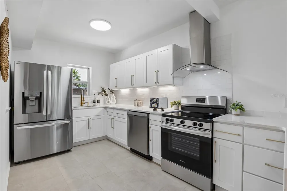 2639 BETTY STREET Orlando, FL 32803