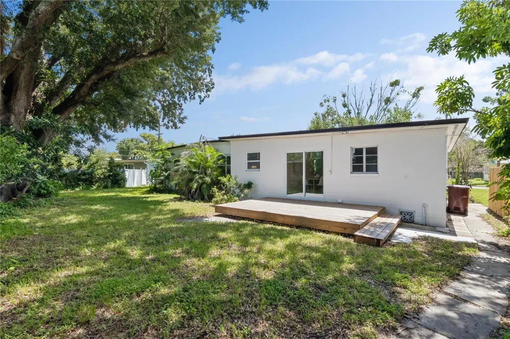 2639 BETTY STREET Orlando, FL 32803