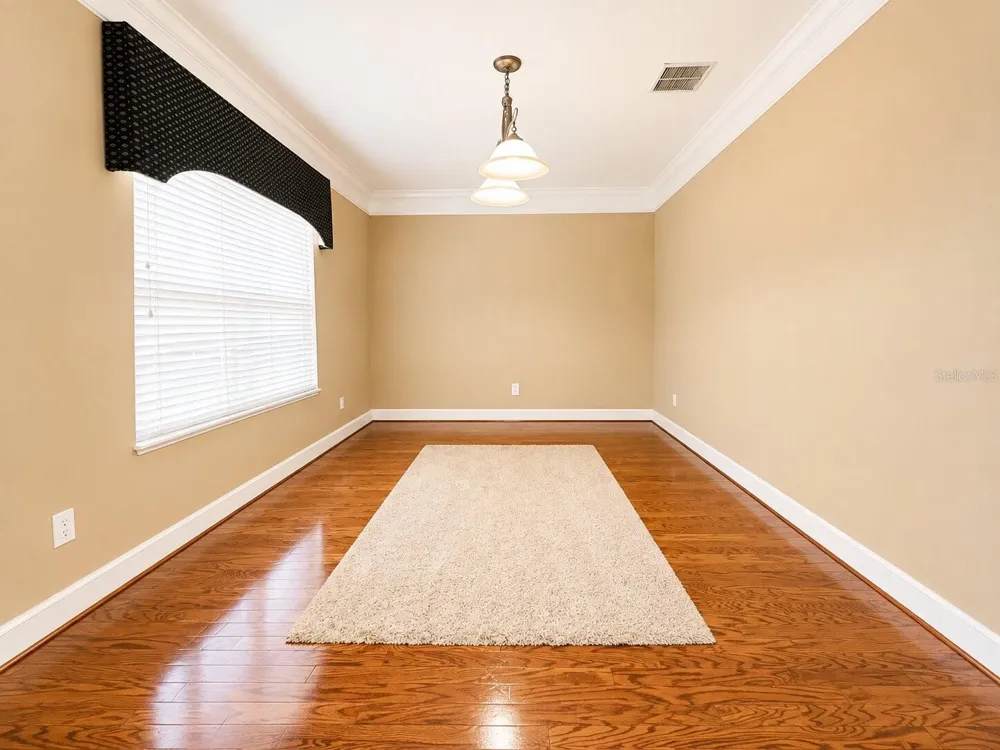 8650 TARA OAKS COURT Orlando, FL 32836