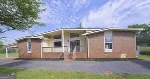 18 Old Potash RD