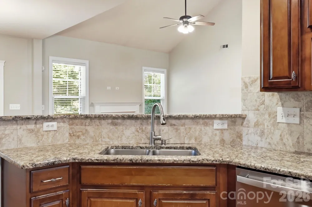 3016 Connells Point Avenue Waxhaw, NC 28173