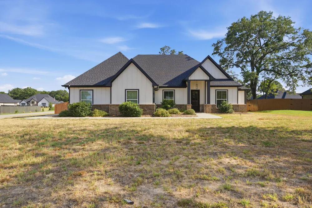 158 Forest View Drive Mineola, TX 75773