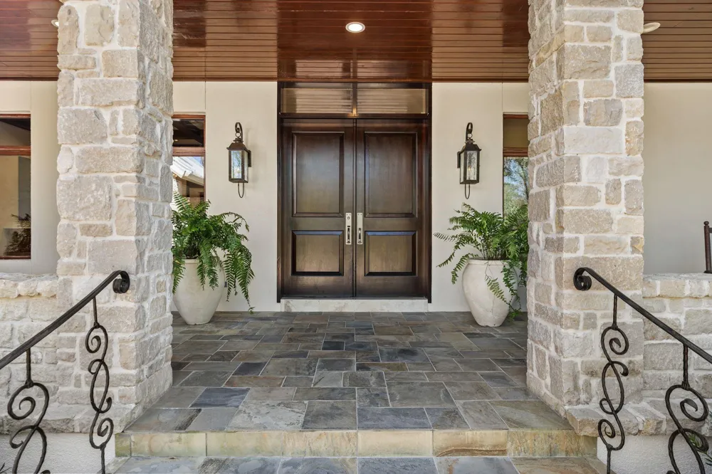 354 Piney Point Road Houston, TX 77024
