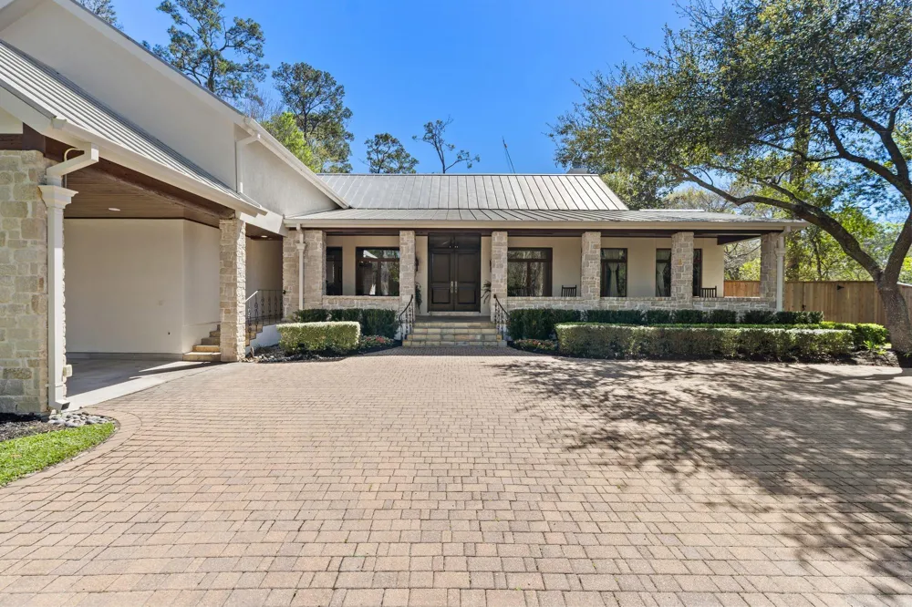 354 Piney Point Road Houston, TX 77024