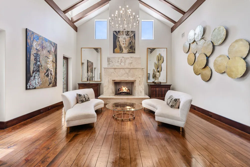 354 Piney Point Road Houston, TX 77024