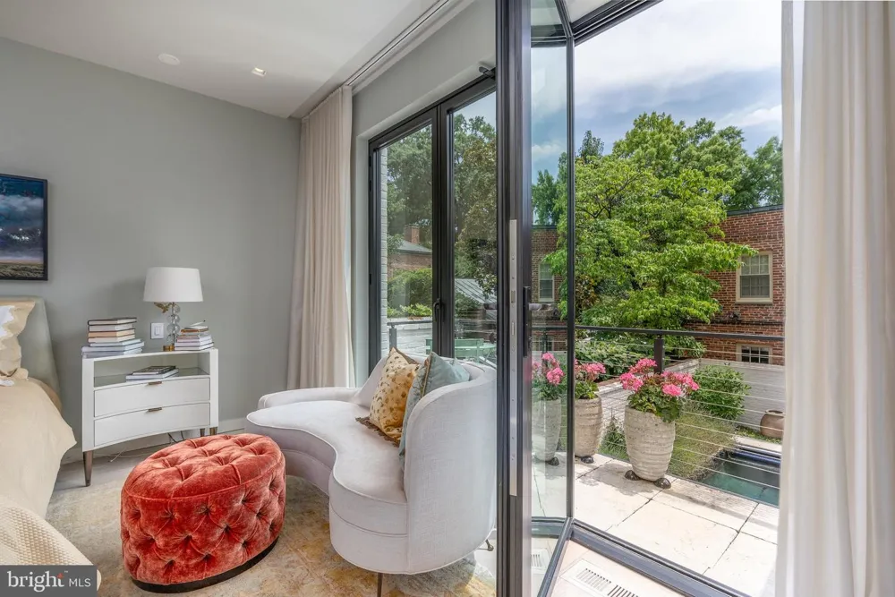 1683 34TH STREET NW Washington, DC 20007
