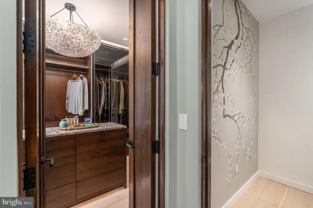 1683 34TH STREET NW Washington, DC 20007