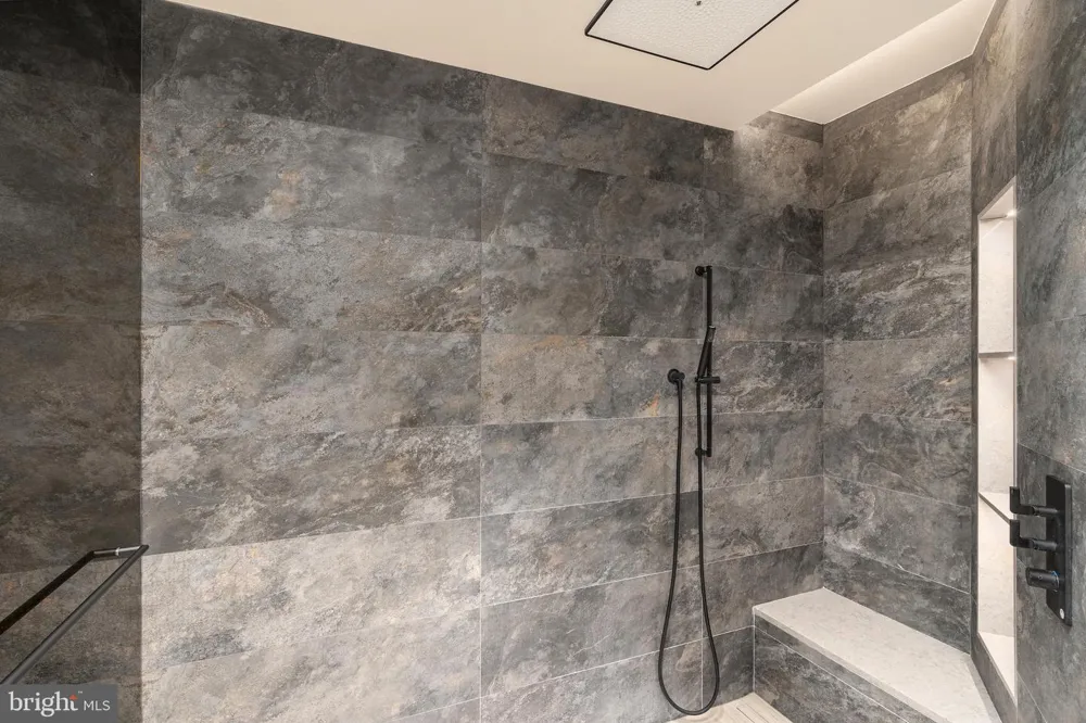 1683 34TH STREET NW Washington, DC 20007