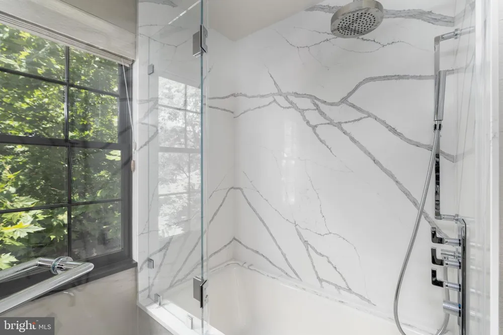 1683 34TH STREET NW Washington, DC 20007