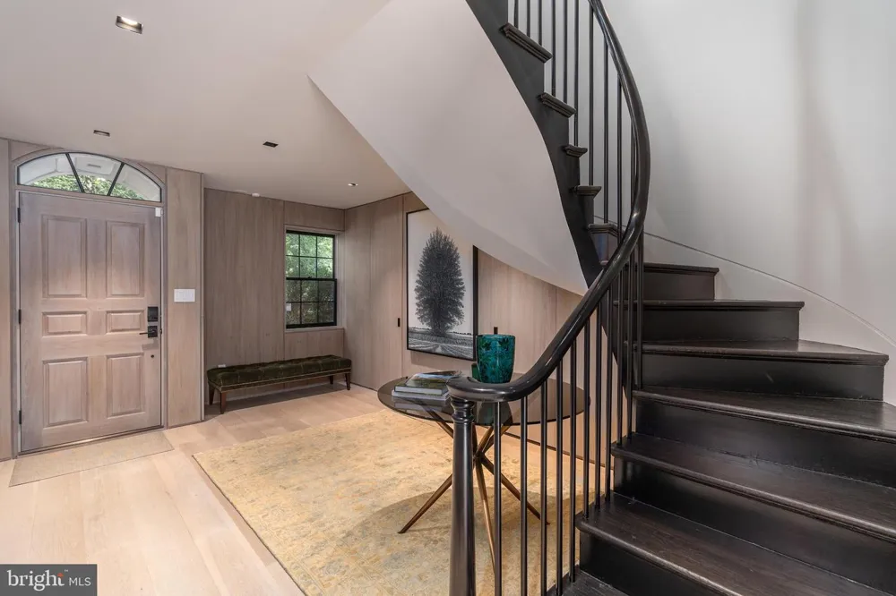 1683 34TH STREET NW Washington, DC 20007