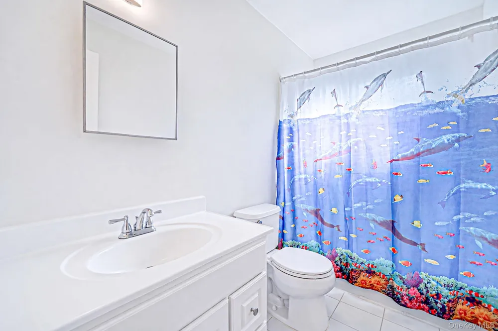 10 Cedar Lane Medford, NY 11763