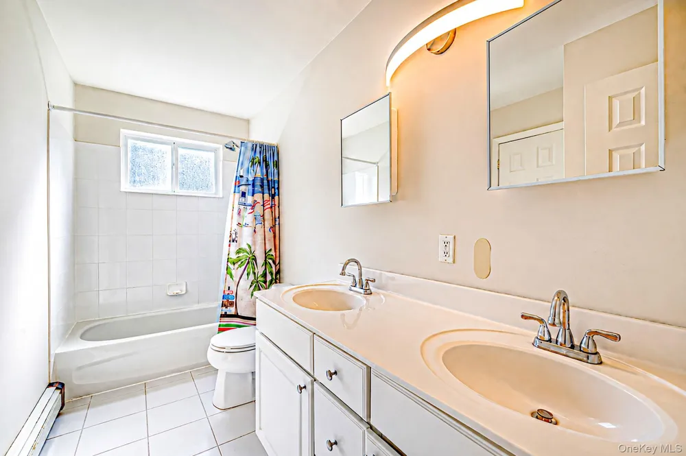 10 Cedar Lane Medford, NY 11763