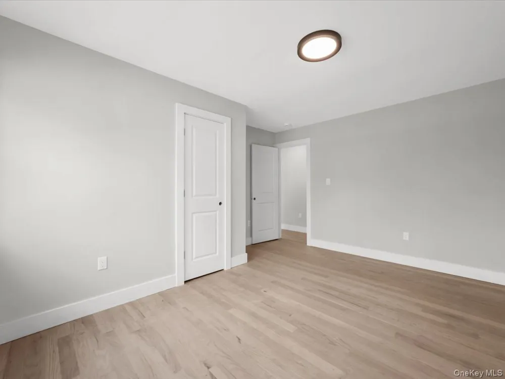 60 Westwood Road S Massapequa Park, NY 11762