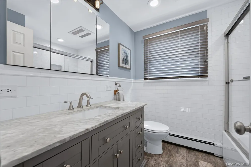 73 Maple Place Huntington, NY 11743