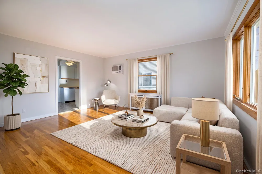 2357 Atlantic Boulevard Wantagh, NY 11793