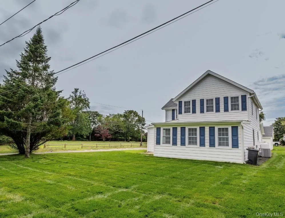 12 Pleasant Avenue Westhampton, NY 11977