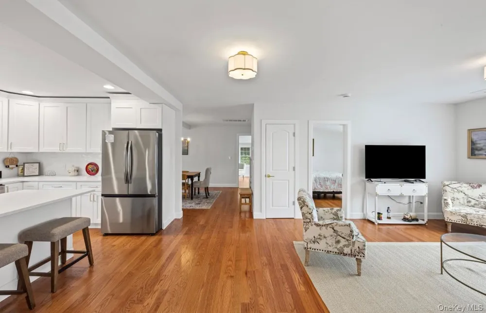 12 Pleasant Avenue Westhampton, NY 11977