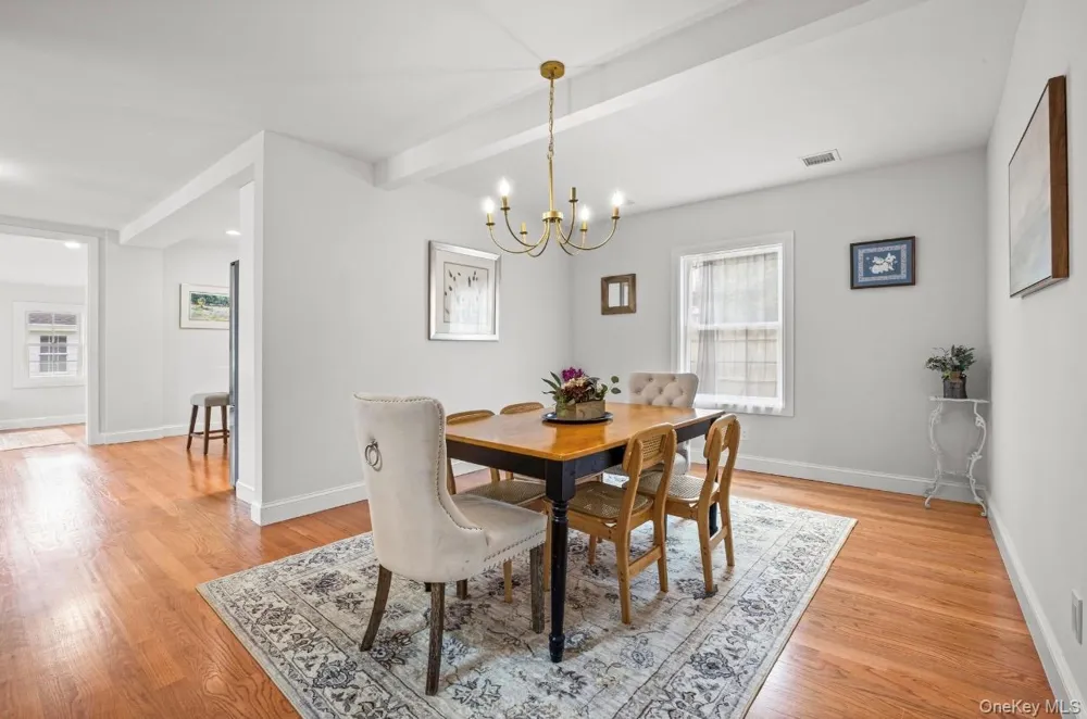 12 Pleasant Avenue Westhampton, NY 11977