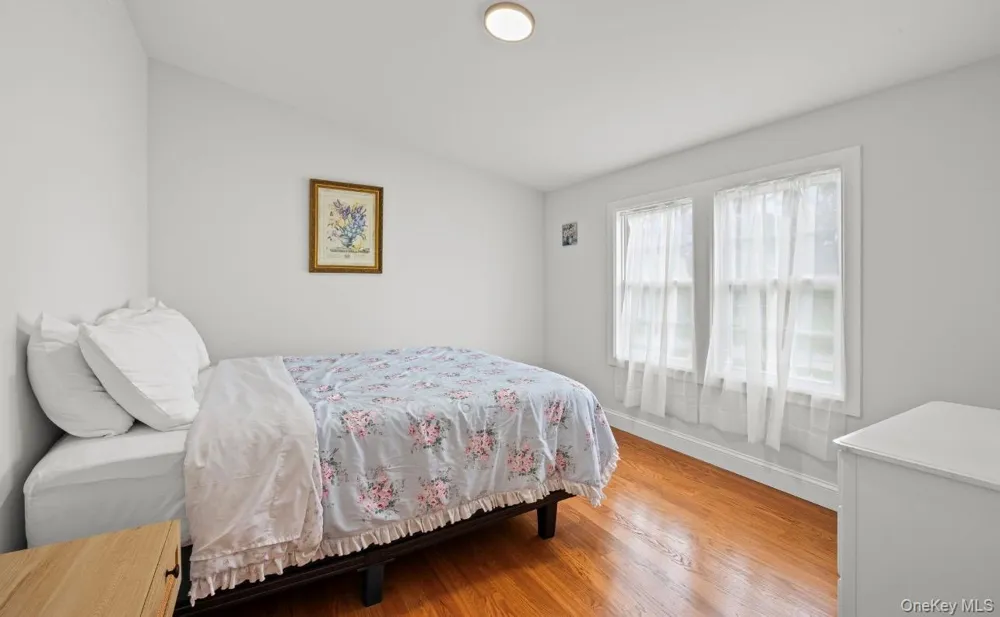 12 Pleasant Avenue Westhampton, NY 11977