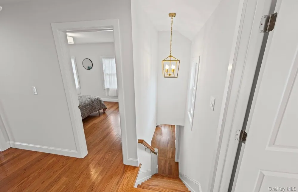 12 Pleasant Avenue Westhampton, NY 11977