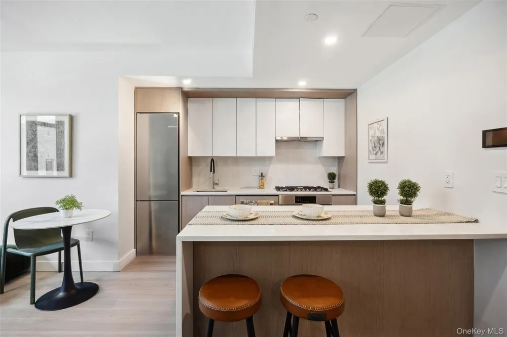 38-20 Parsons Boulevard #433 Flushing, NY 11354