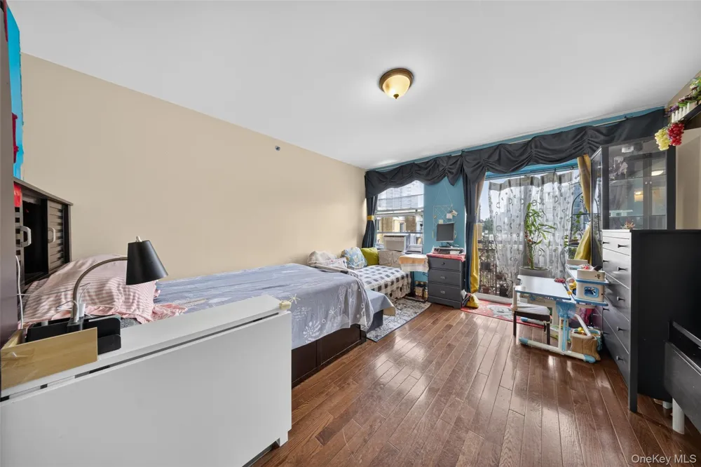 138-10 35th Avenue #5 Flushing, NY 11354