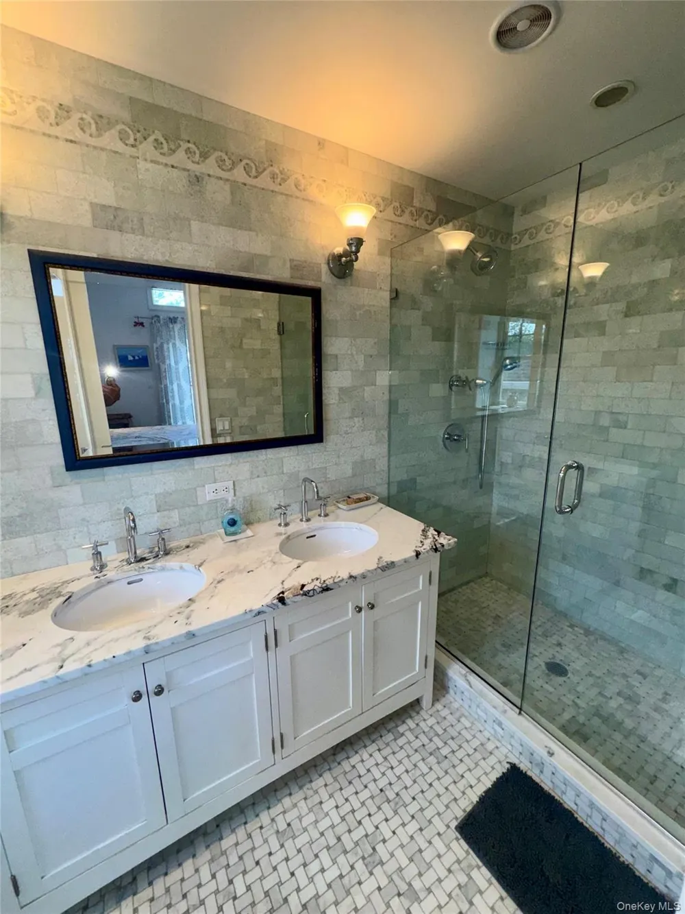 675 King Avenue Bronx, NY 10464