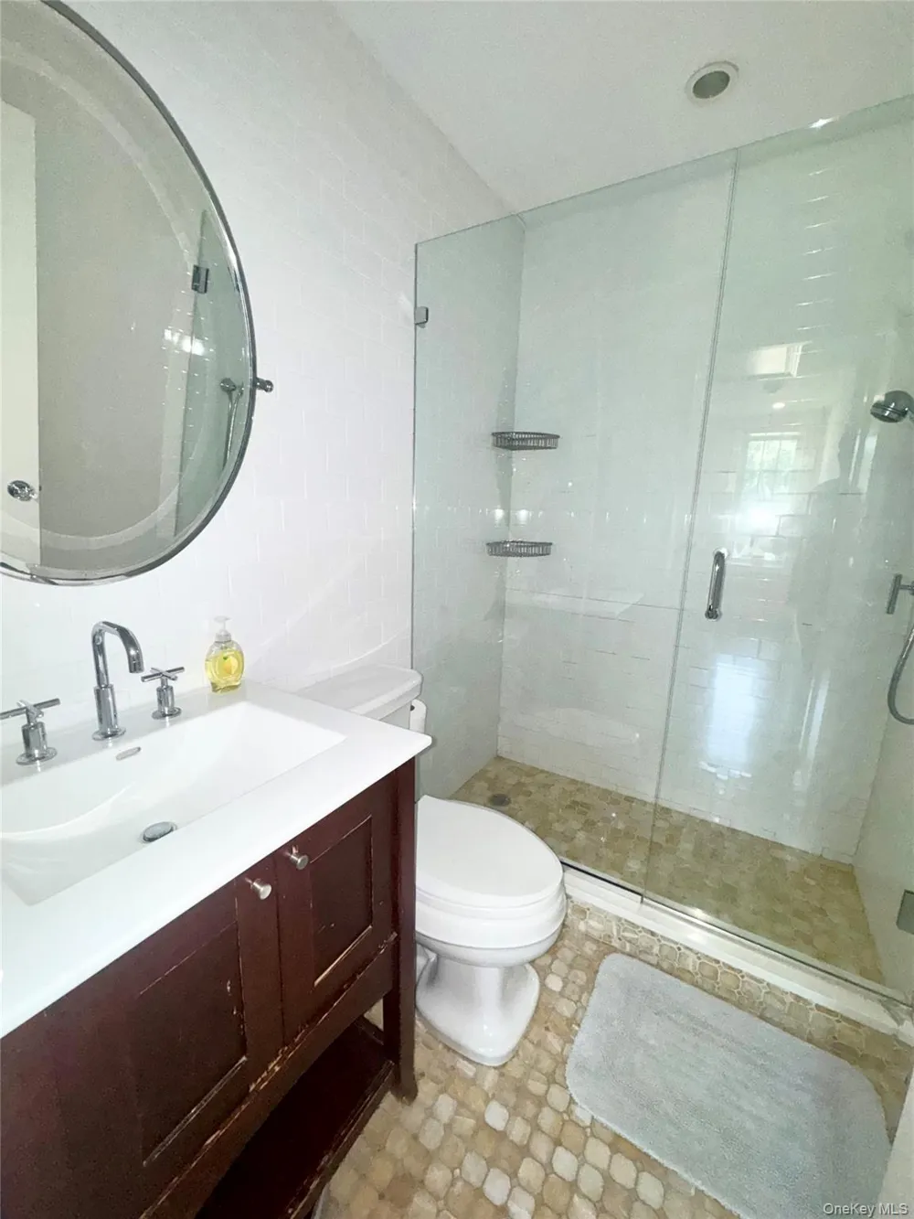 675 King Avenue Bronx, NY 10464