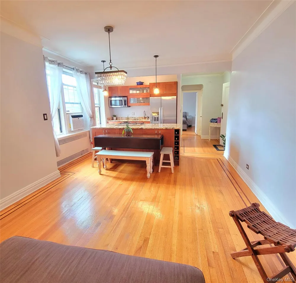 68-37 108th Street #6H Forest Hills, NY 11375