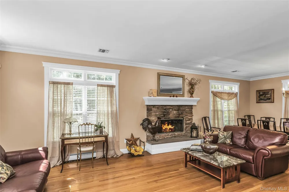 1025 Seawood Drive Southold, NY 11971