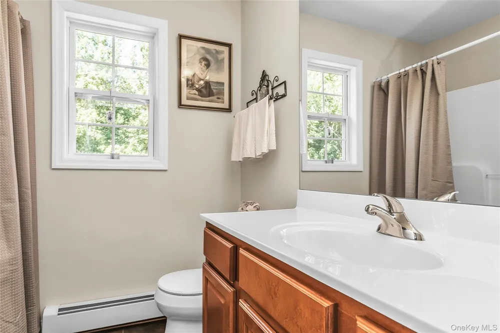 1025 Seawood Drive Southold, NY 11971