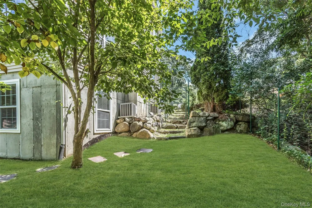 1025 Seawood Drive Southold, NY 11971
