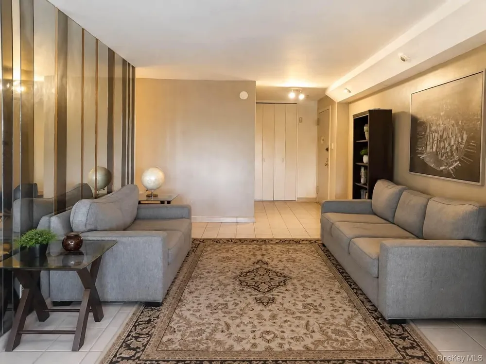 86-11 151st Avenue #4K Howard Beach, NY 11414