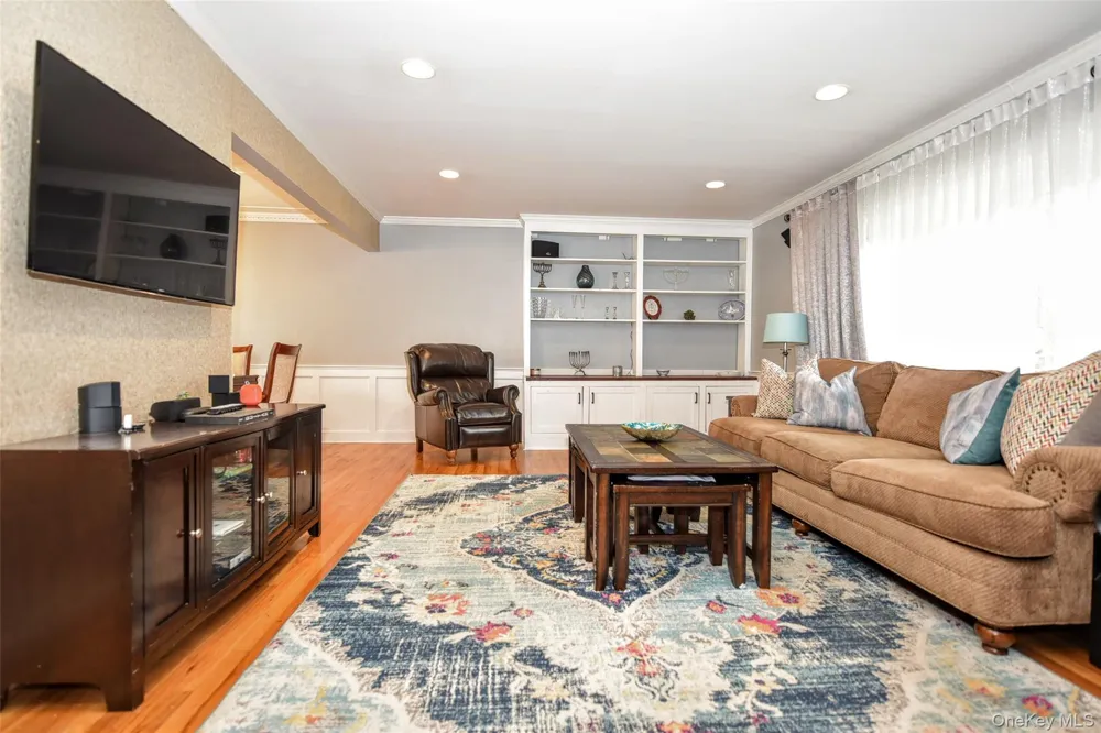 3 Forest Knoll Drive Suffern, NY 10901