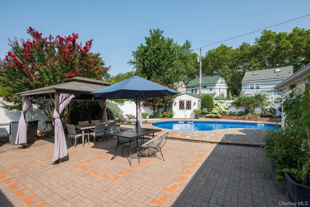944 Cathedral Avenue Franklin Square, NY 11010