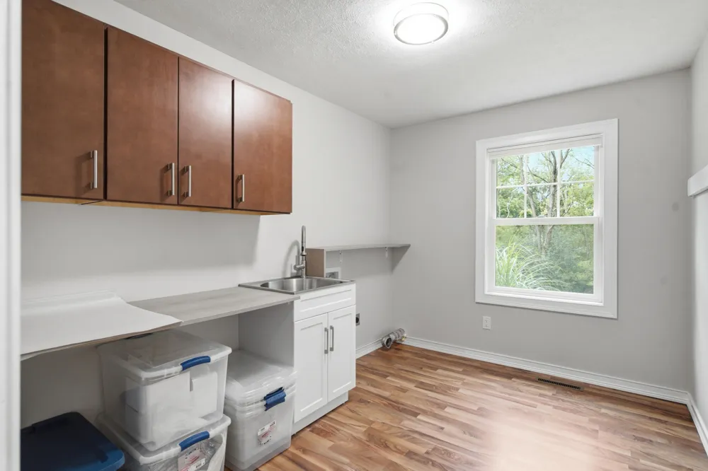 5643 E C AVENUE Richland, MI 49083