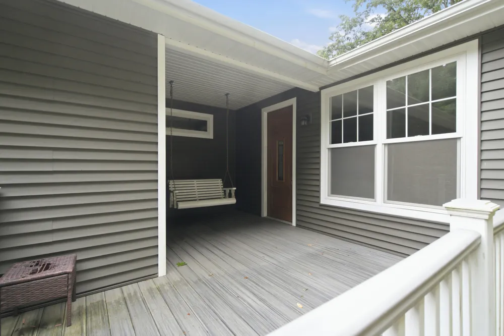 5643 E C AVENUE Richland, MI 49083