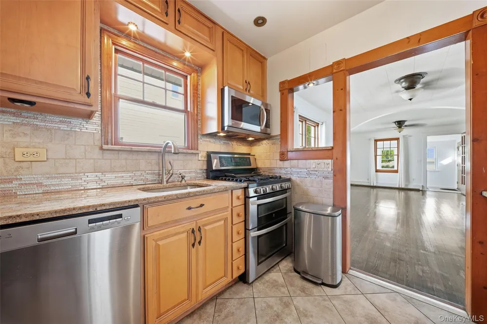 31 Martha Street Freeport, NY 11520