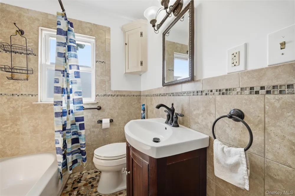 31 Martha Street Freeport, NY 11520